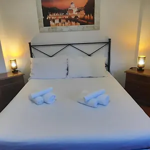 Casa Affitto Macchia Saponara , Acilia Italia